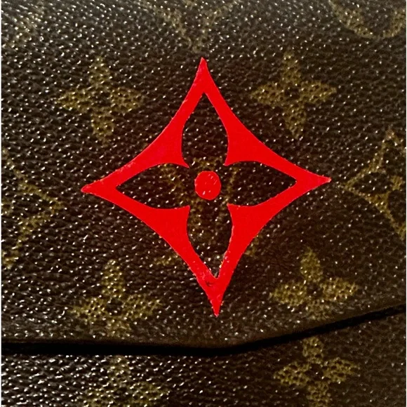 Louis Vuitton Vintage Wallet.  #851 - Picture 2 of 13